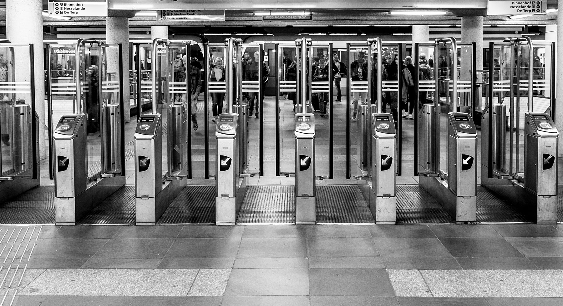 metrostation-studio-reclameloods