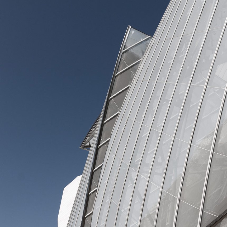 Panelen van glas en staal (Fondation Louis Vuitton)